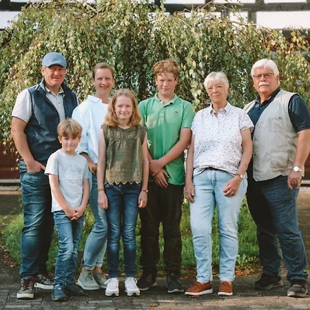 Birkenhof - Ferienhof, Landcafe Und Roesterei * 施马伦贝格